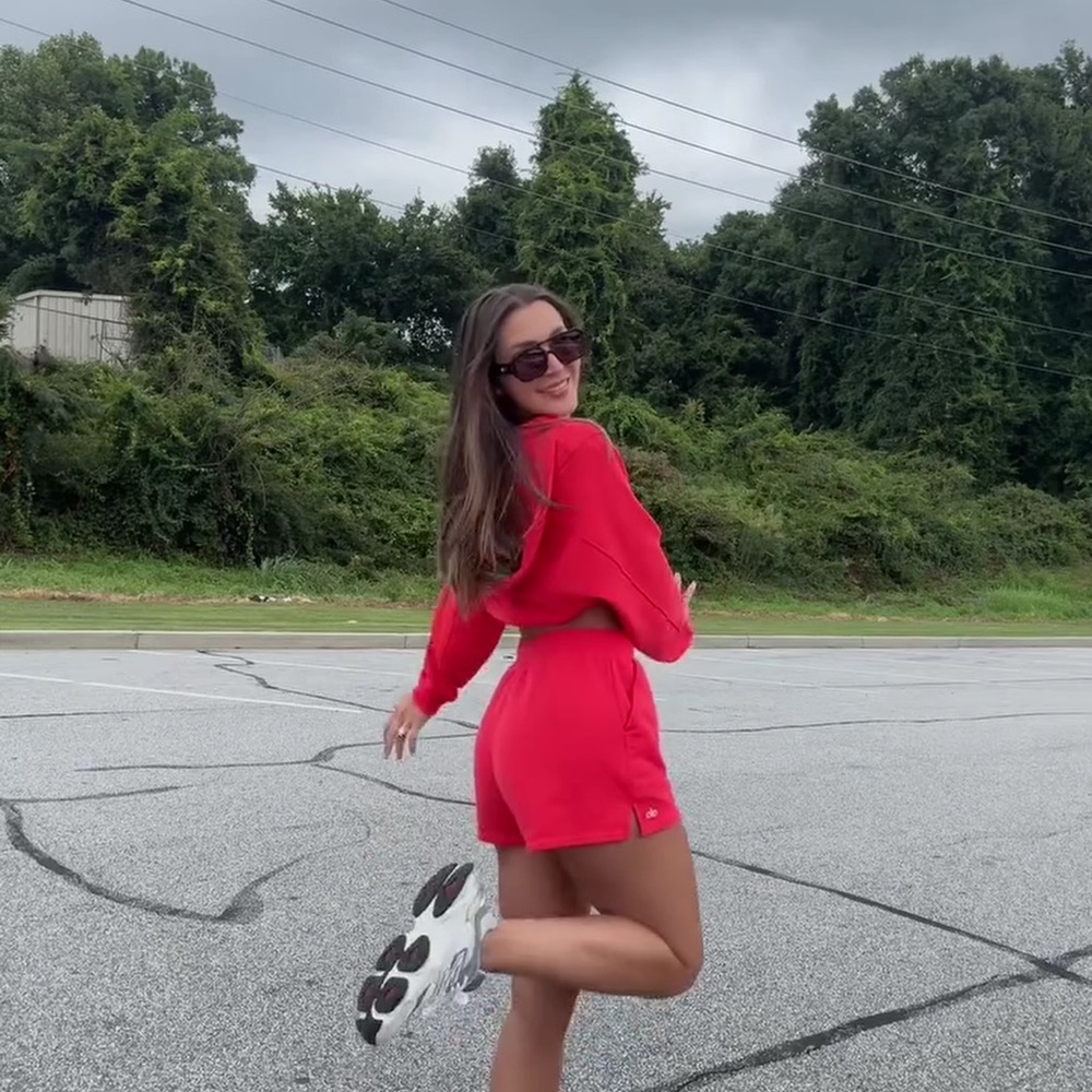 Alo yoga sweet escape red hot summer jacket - Picture 4 of 11